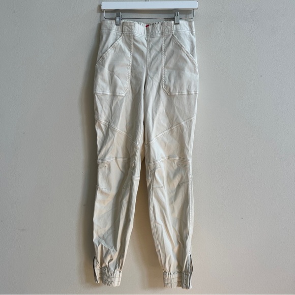 Spanx Stretch Twill Cargo Joggers Cream Size Large - Picture 3 of 6